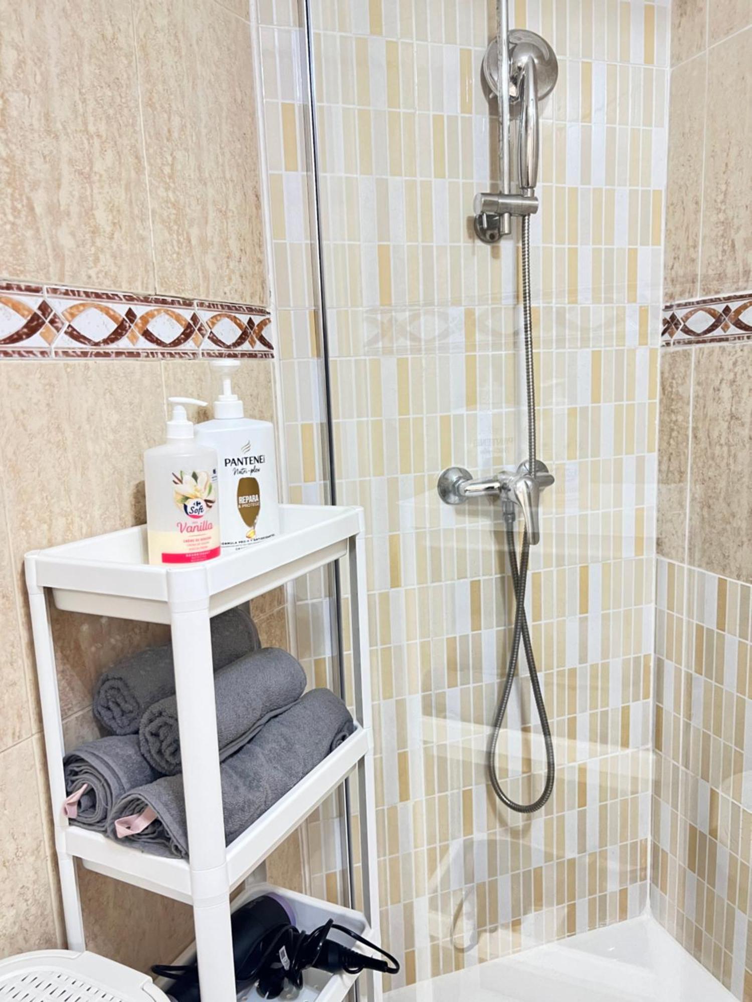 Renovated Cosy Studio 350 M Playa Del Cura, With Official Touristic License Torrevieja Kültér fotó