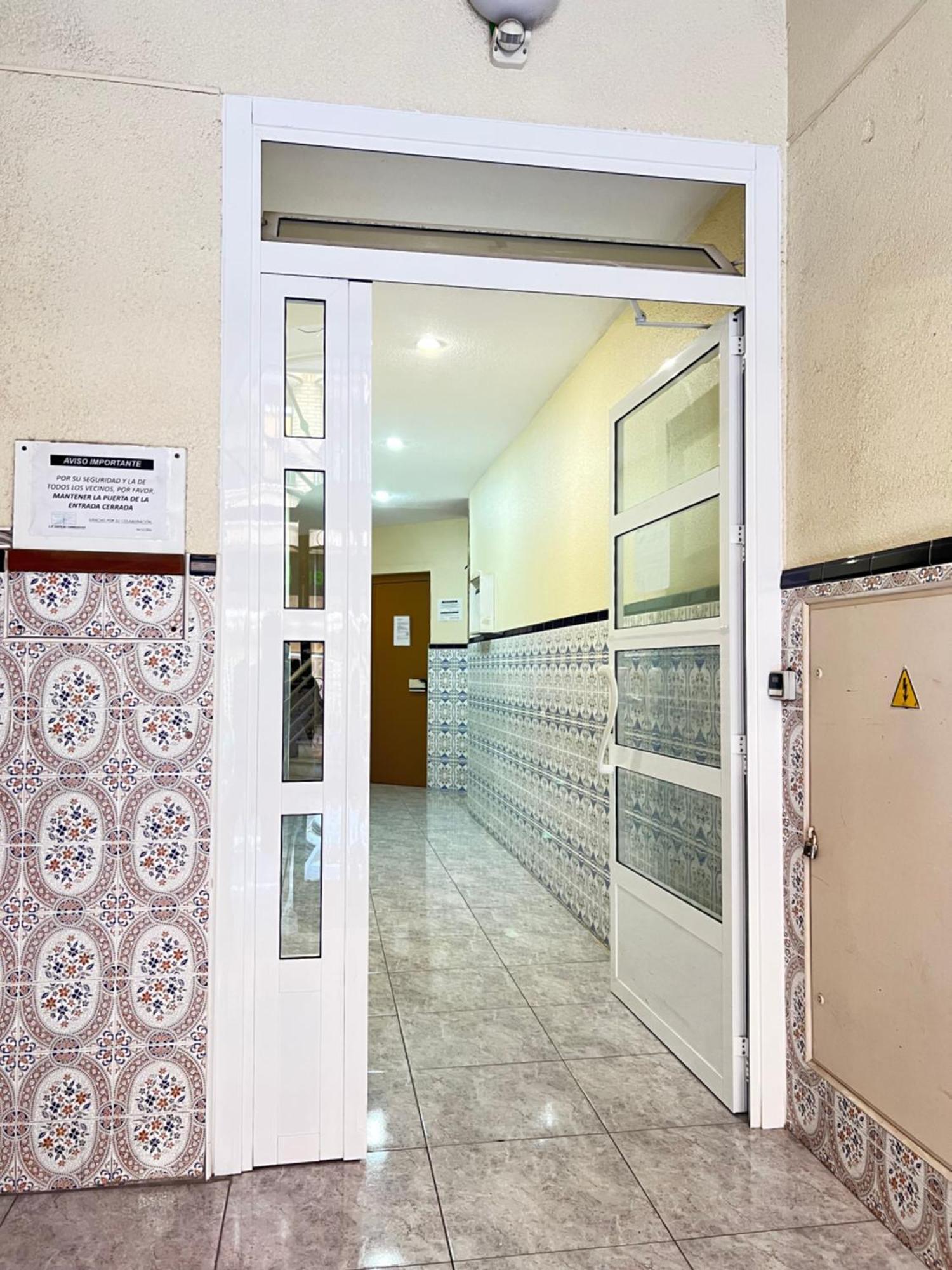 Renovated Cosy Studio 350 M Playa Del Cura, With Official Touristic License Torrevieja Kültér fotó