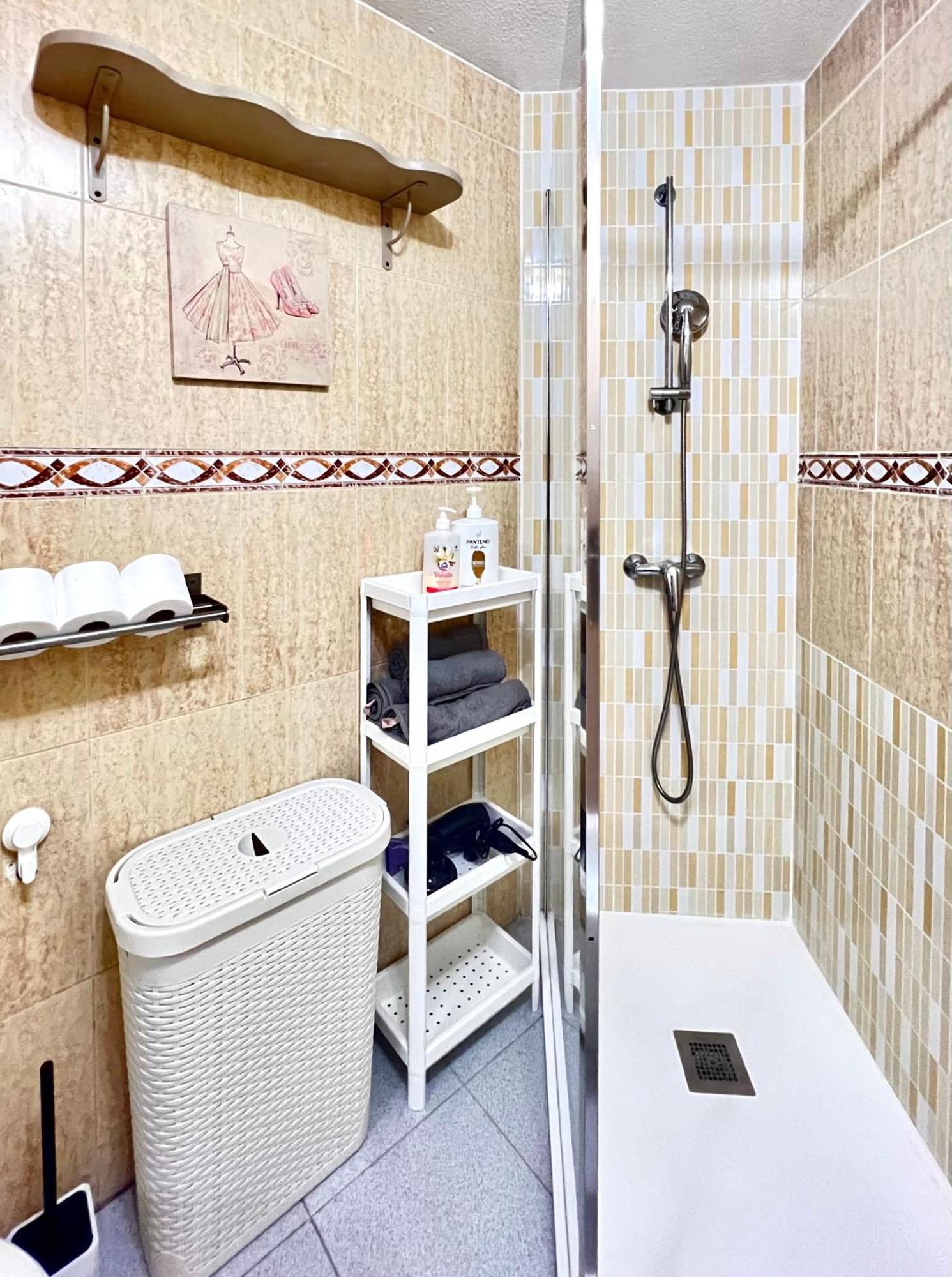 Renovated Cosy Studio 350 M Playa Del Cura, With Official Touristic License Torrevieja Kültér fotó